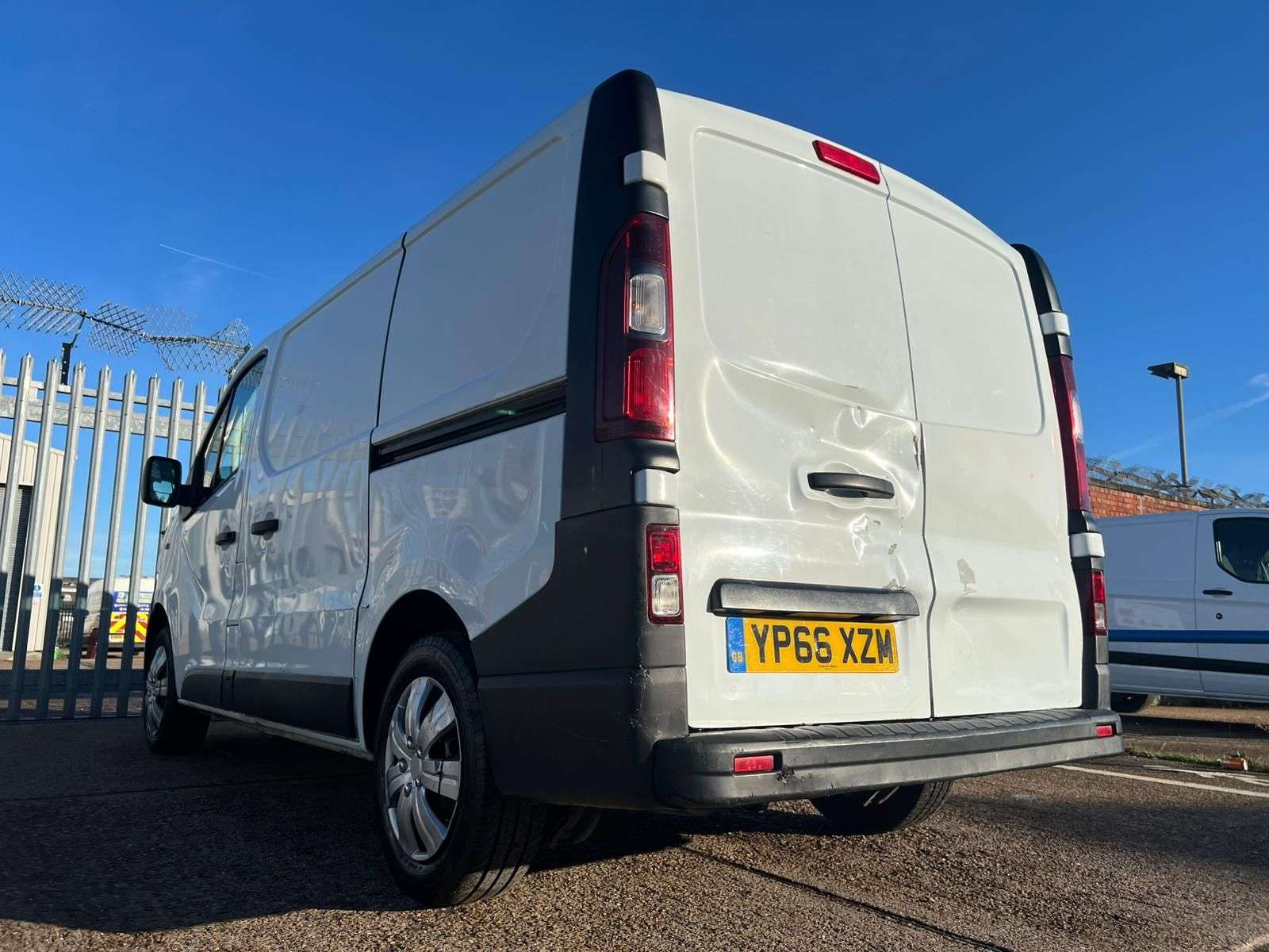 2016 VAUXHALL VIVARO 2016 VAUXHALL VIVARO