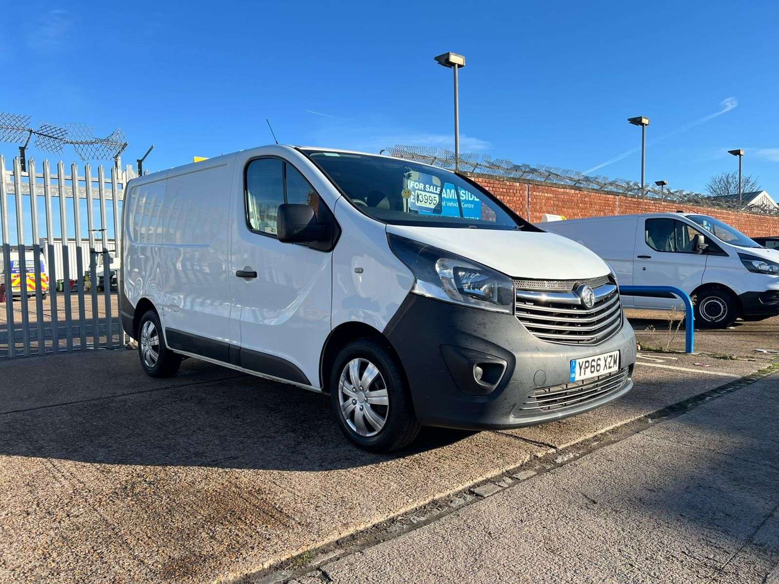 A 2016 VAUXHALL VIVARO 1.6 CDTi 2700 Panel Van 5dr Diesel Manual L1 H1 Euro 5 (115 ps) A 2016 VAUXHALL VIVARO 1.6 CDTi 2700 Panel Van 5dr Diesel Manual L1 H1 Euro 5 (115 ps)