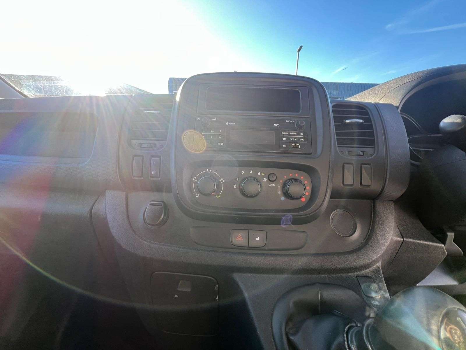 2016 VAUXHALL VIVARO 2016 VAUXHALL VIVARO