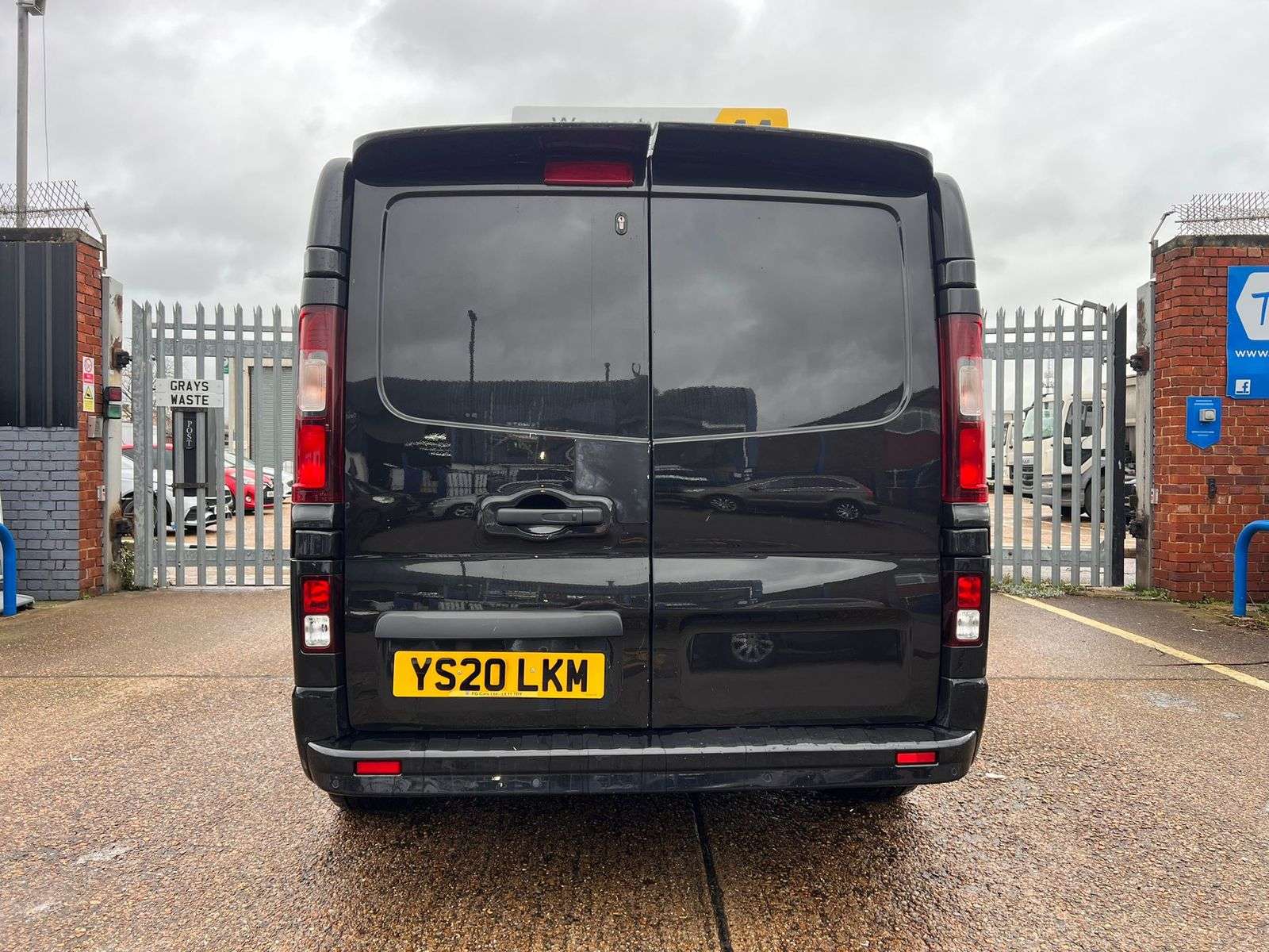 2020 RENAULT TRAFIC 2020 RENAULT TRAFIC