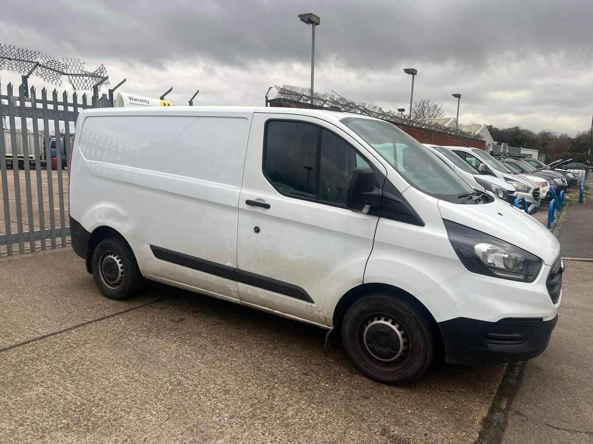 Check out this Ford Transit Custom 2020 Diesel Manual