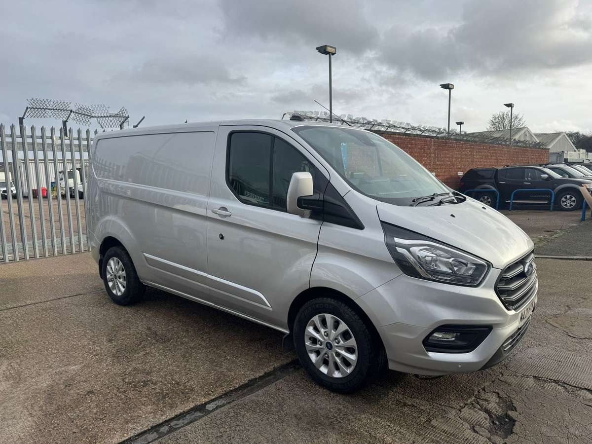 Check out this Ford Transit Custom 2021 Diesel Manual