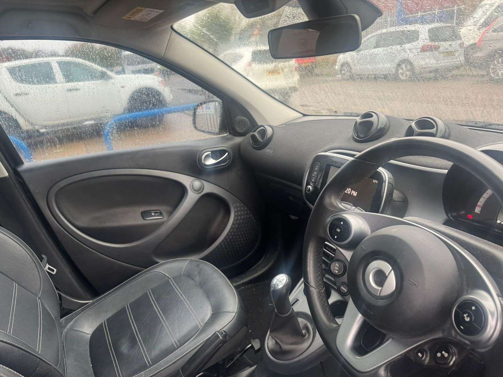 2017 SMART FORFOUR 2017 SMART FORFOUR