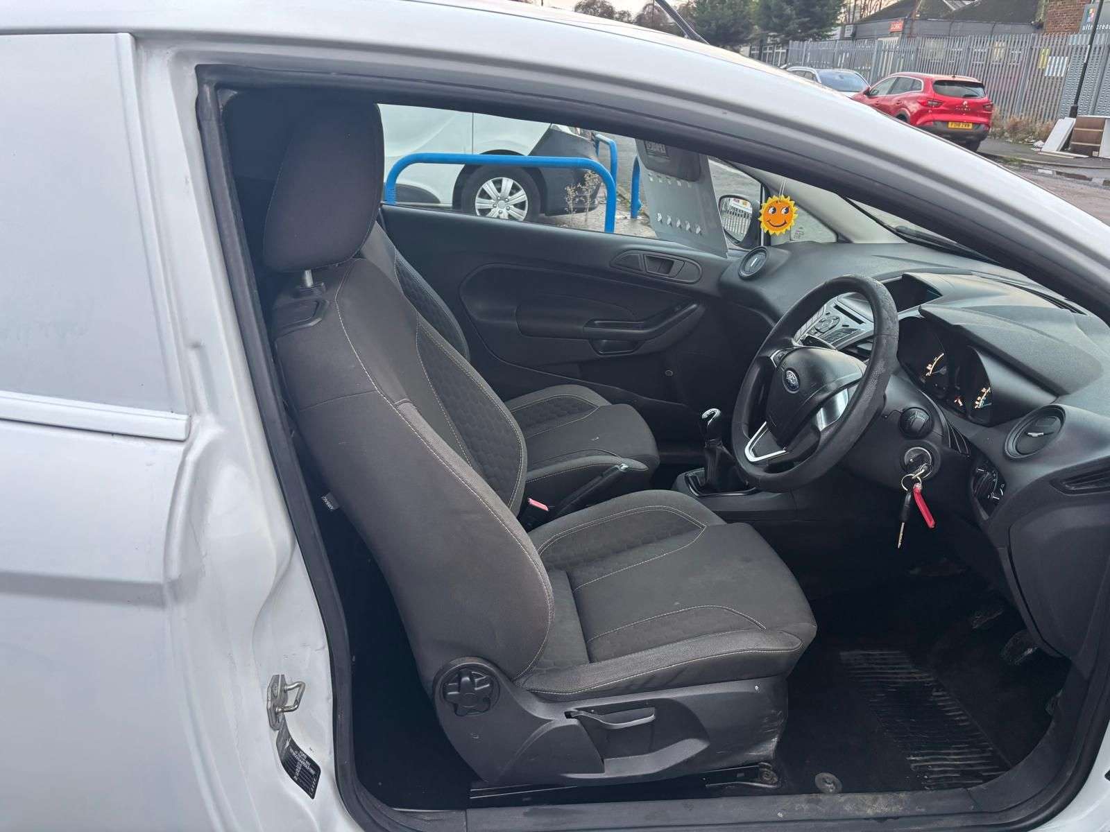 2016 FORD FIESTA VAN 2016 FORD FIESTA VAN