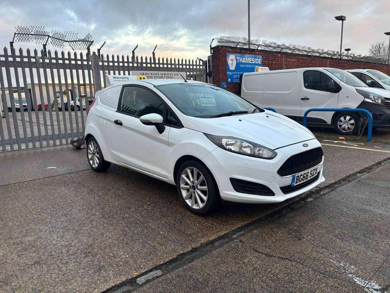 A 2016 FORD FIESTA VAN 1.5 TDCi Panel Van 3dr Diesel Manual (94 g/km, 73.97 bhp) A 2016 FORD FIESTA VAN 1.5 TDCi Panel Van 3dr Diesel Manual (94 g/km, 73.97 bhp)
