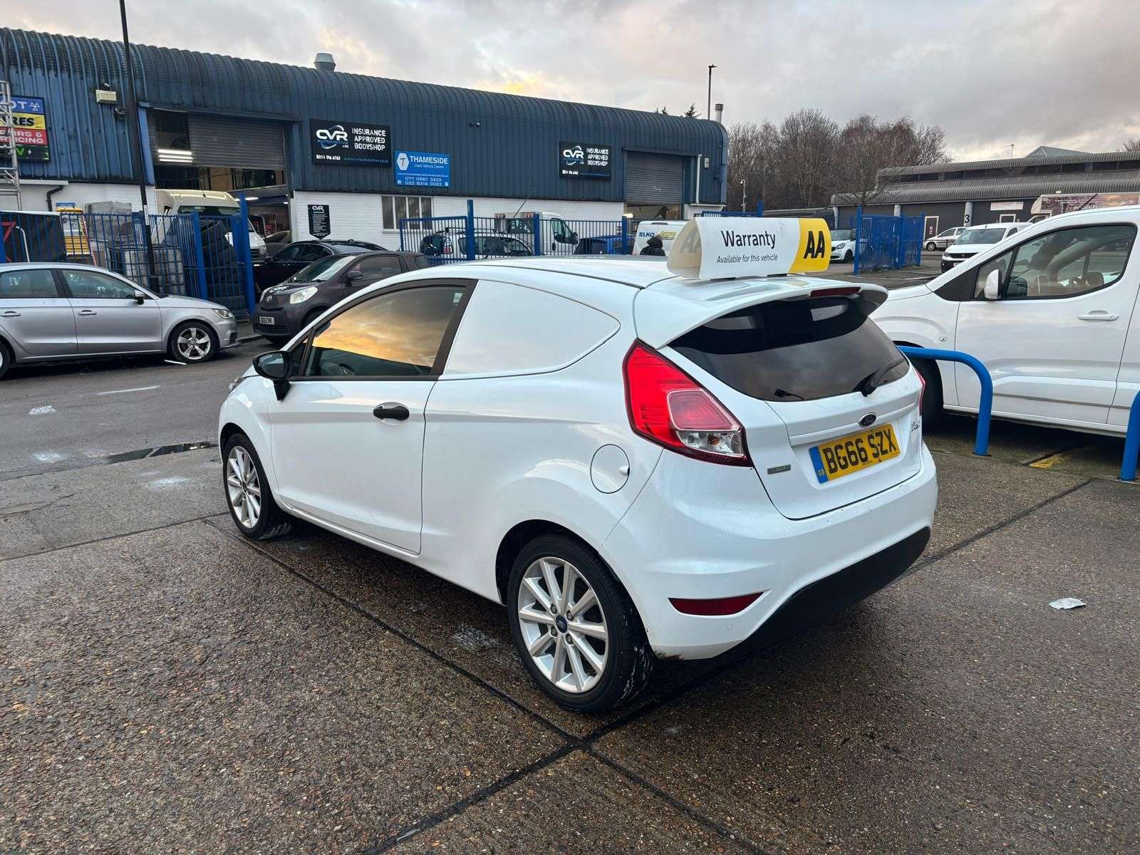 A 2016 FORD FIESTA VAN 1.5 TDCi Panel Van 3dr Diesel Manual (94 g/km, 73.97 bhp) A 2016 FORD FIESTA VAN 1.5 TDCi Panel Van 3dr Diesel Manual (94 g/km, 73.97 bhp)