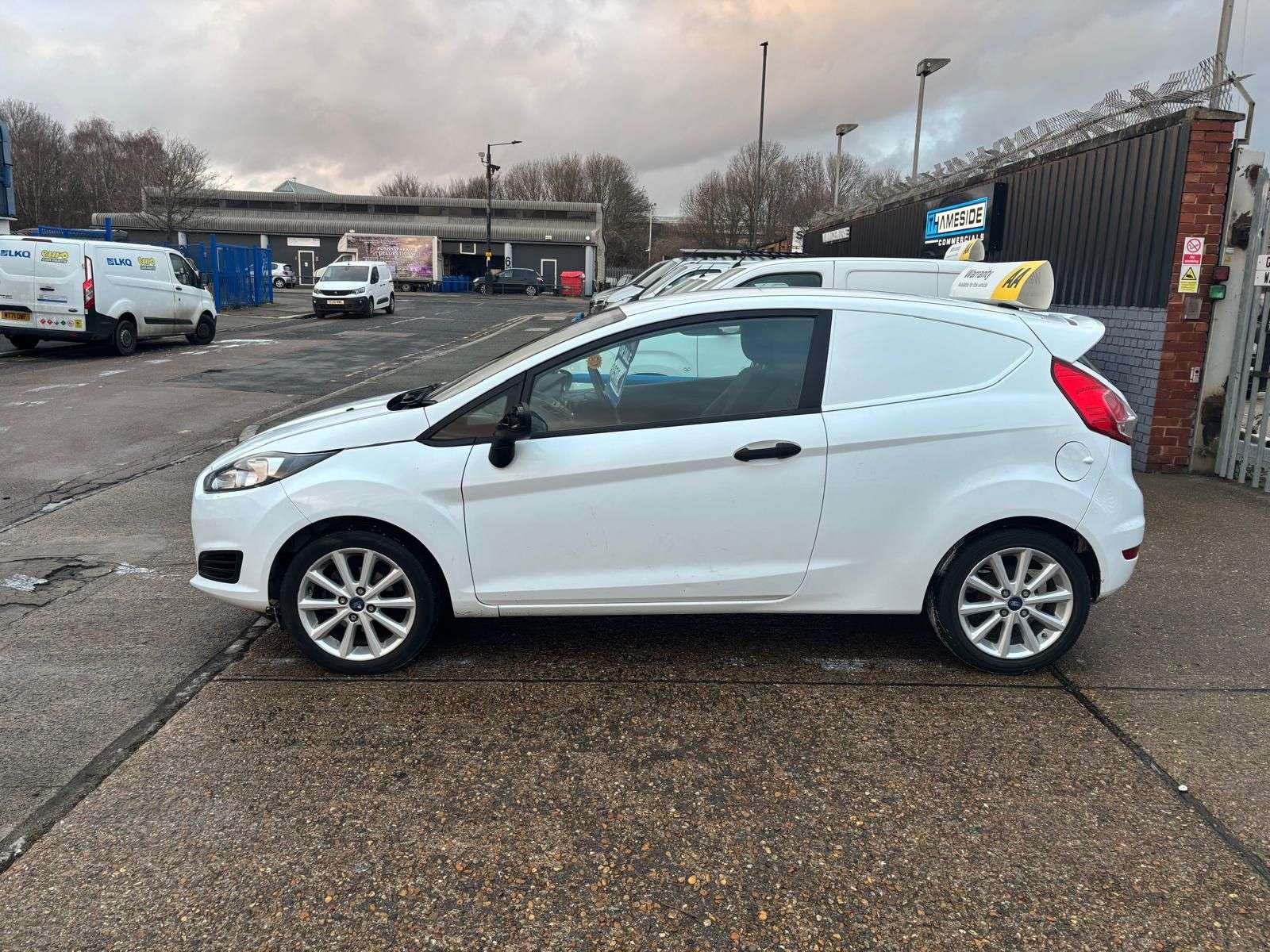 2016 FORD FIESTA VAN 2016 FORD FIESTA VAN