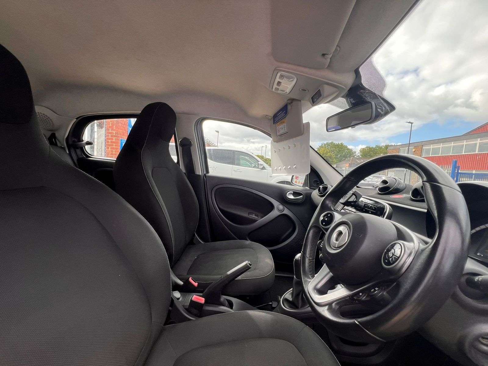 2018 SMART FORFOUR 2018 SMART FORFOUR