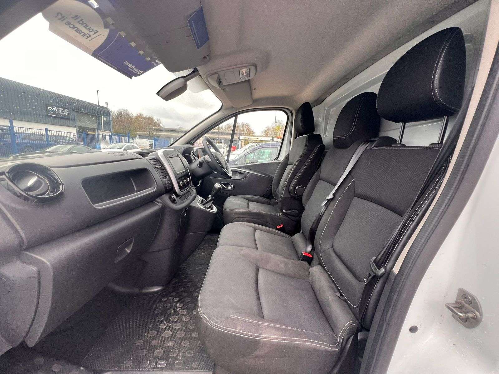 2021 RENAULT TRAFIC 2021 RENAULT TRAFIC