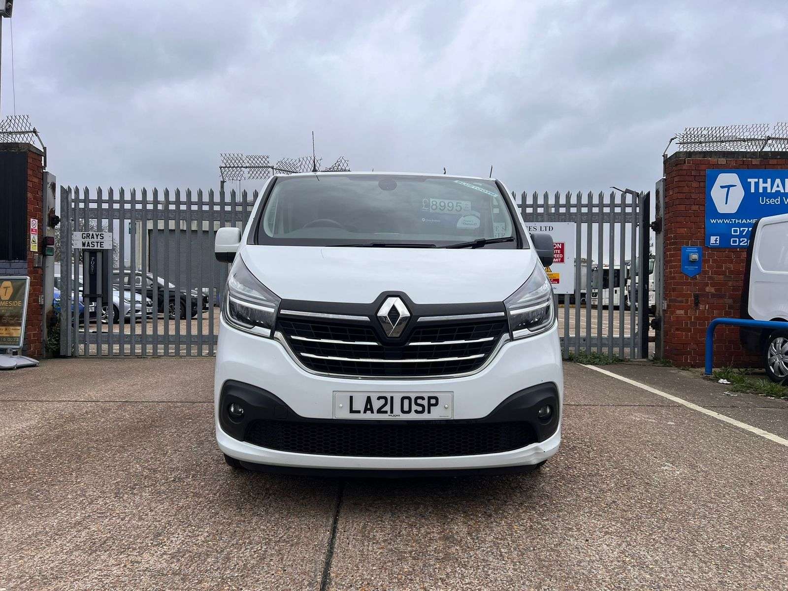 A 2021 RENAULT TRAFIC 2.0 dCi ENERGY 28 Sport Panel Van 5dr Diesel Manual SWB Standard Roof Euro 6 (s/s) (120 ps) A 2021 RENAULT TRAFIC 2.0 dCi ENERGY 28 Sport Panel Van 5dr Diesel Manual SWB Standard Roof Euro 6 (s/s) (120 ps)