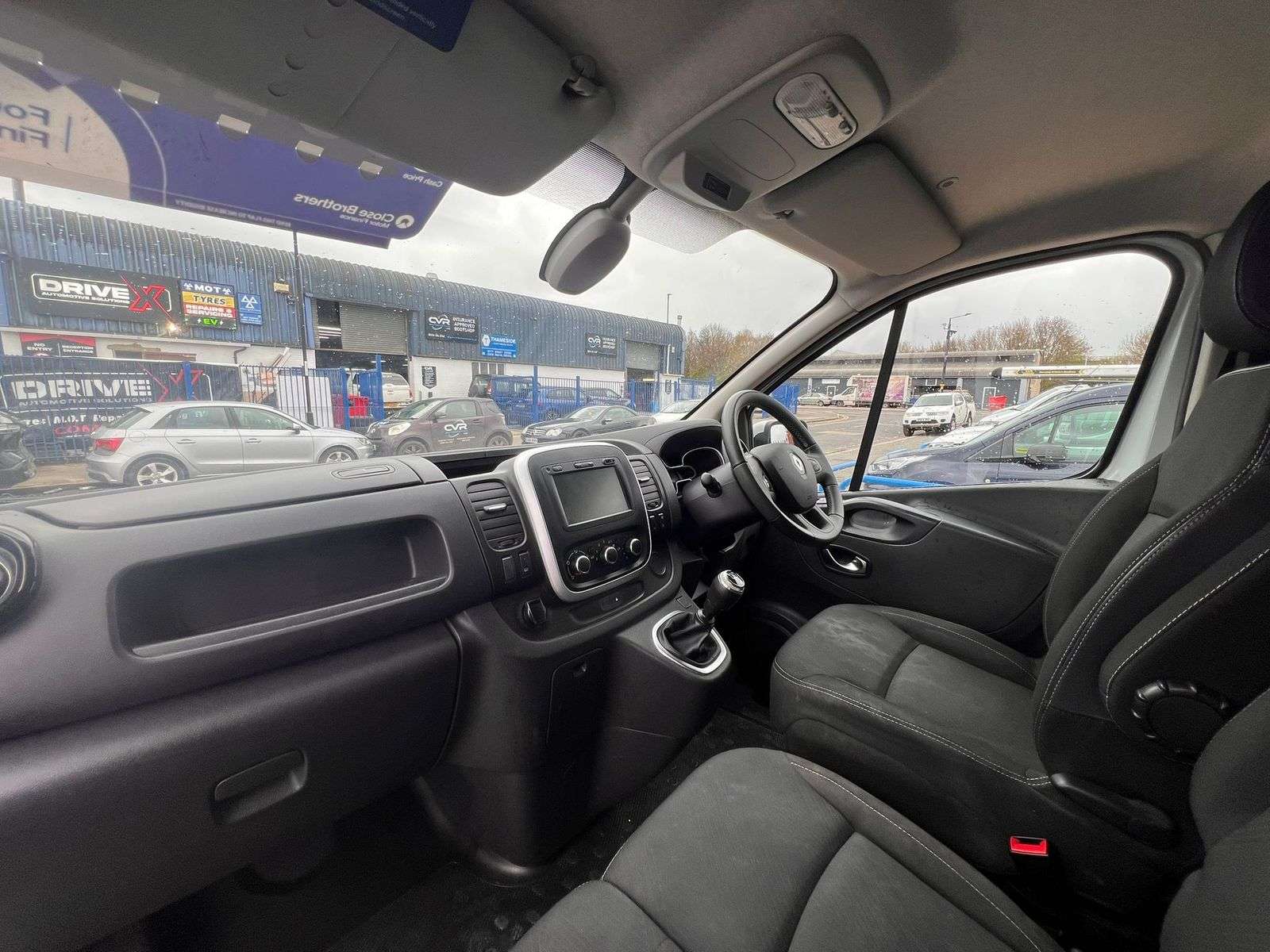 2021 RENAULT TRAFIC 2021 RENAULT TRAFIC