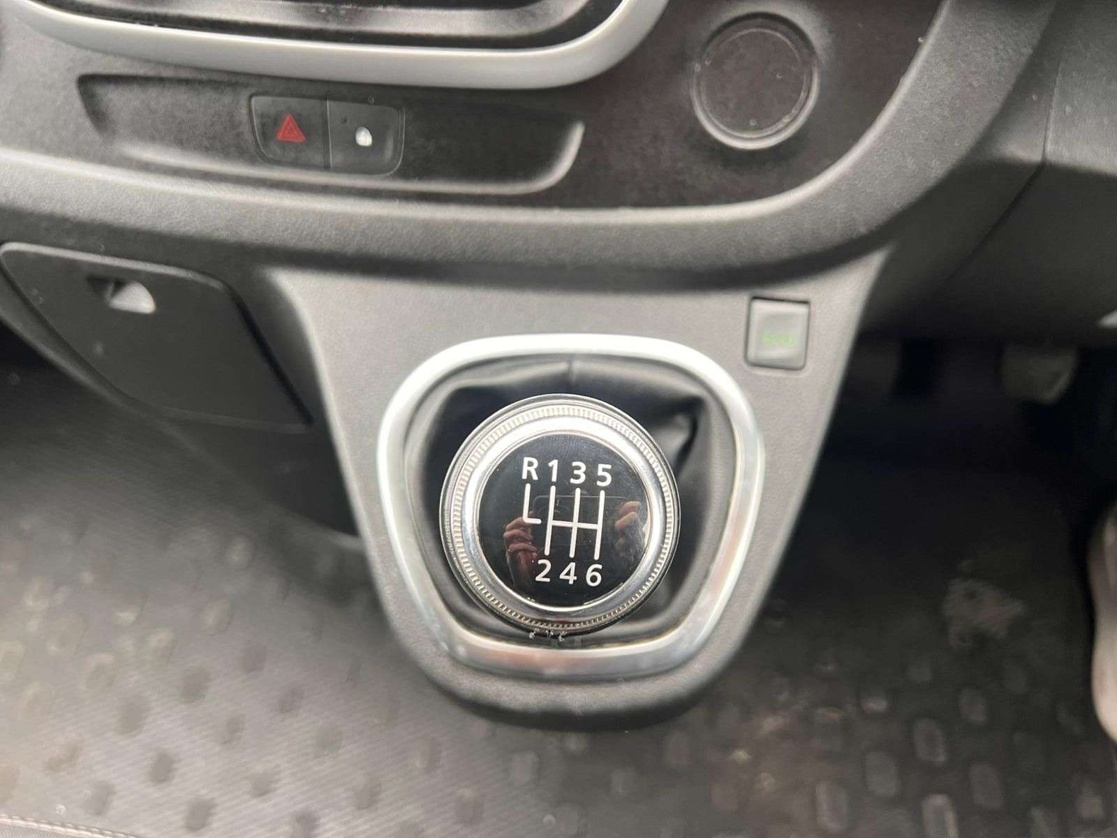 2021 RENAULT TRAFIC 2021 RENAULT TRAFIC