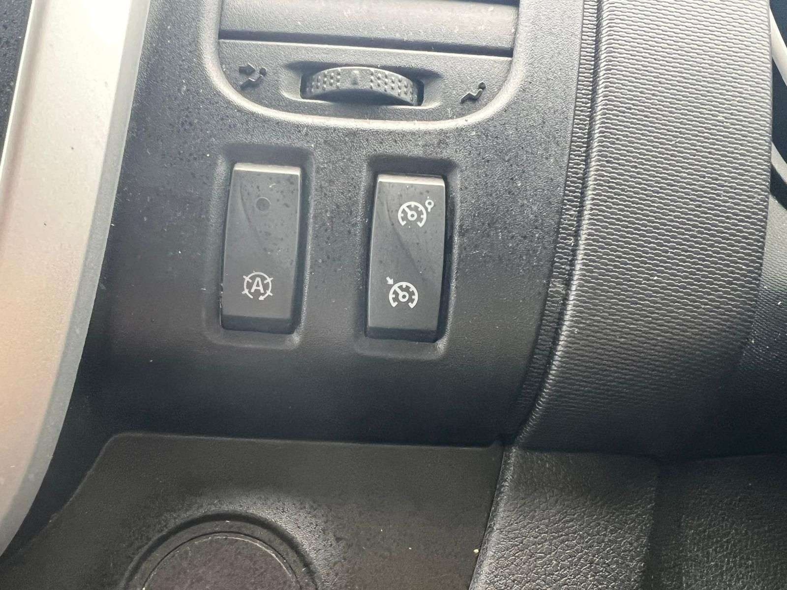 2021 RENAULT TRAFIC 2021 RENAULT TRAFIC