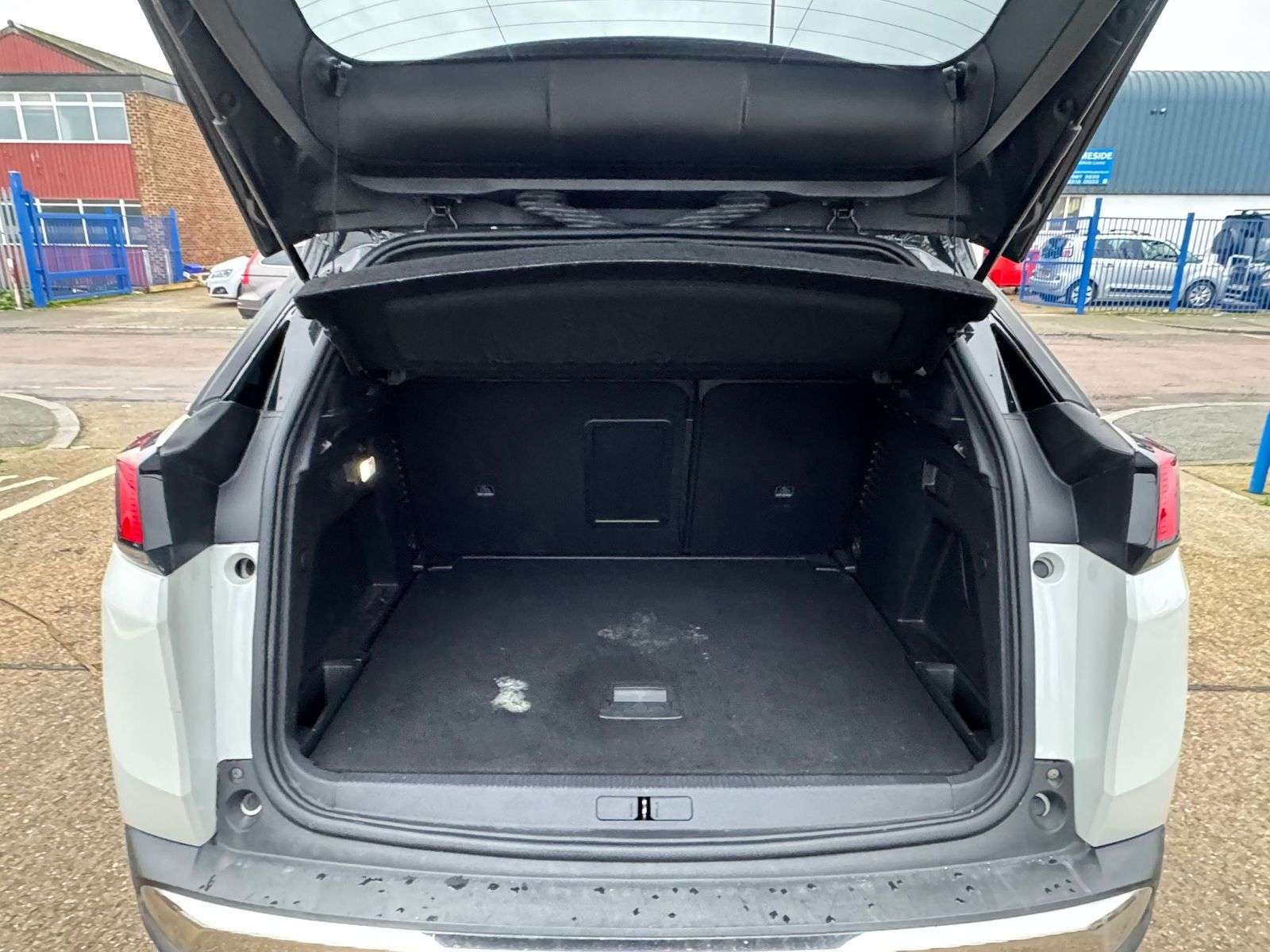 2019 PEUGEOT 3008 2019 PEUGEOT 3008