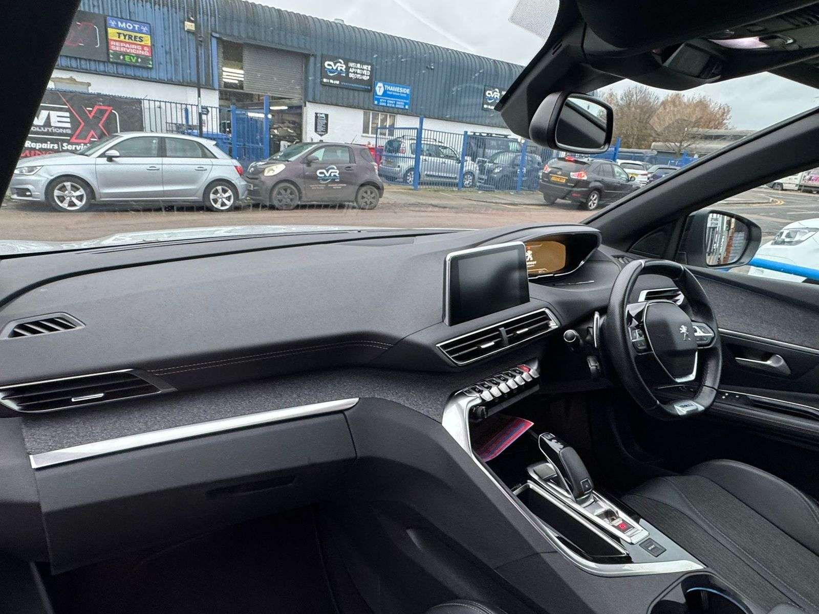 2019 PEUGEOT 3008 2019 PEUGEOT 3008