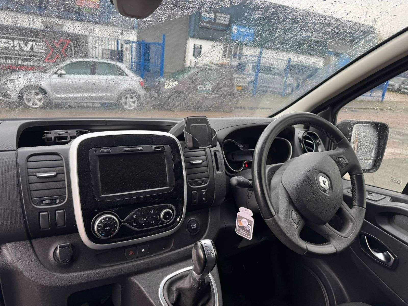 2020 RENAULT TRAFIC 2020 RENAULT TRAFIC