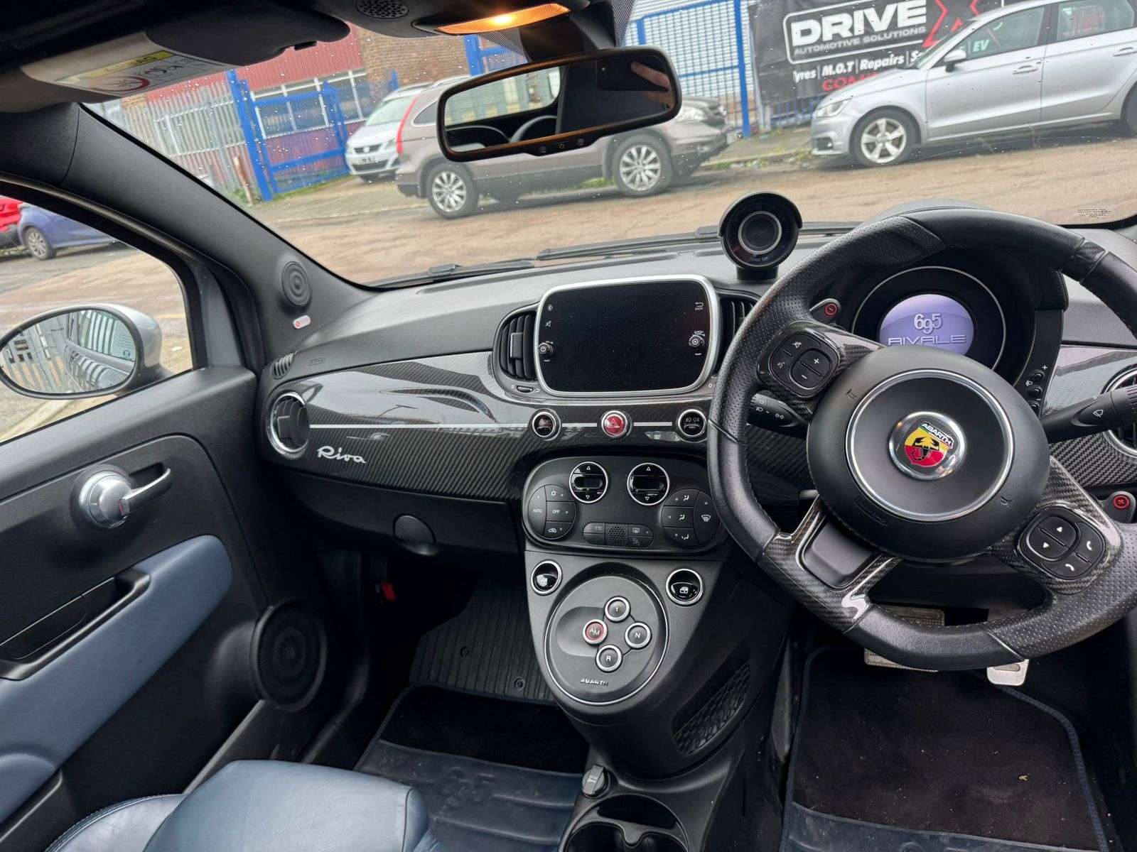 2018 ABARTH 695 2018 ABARTH 695