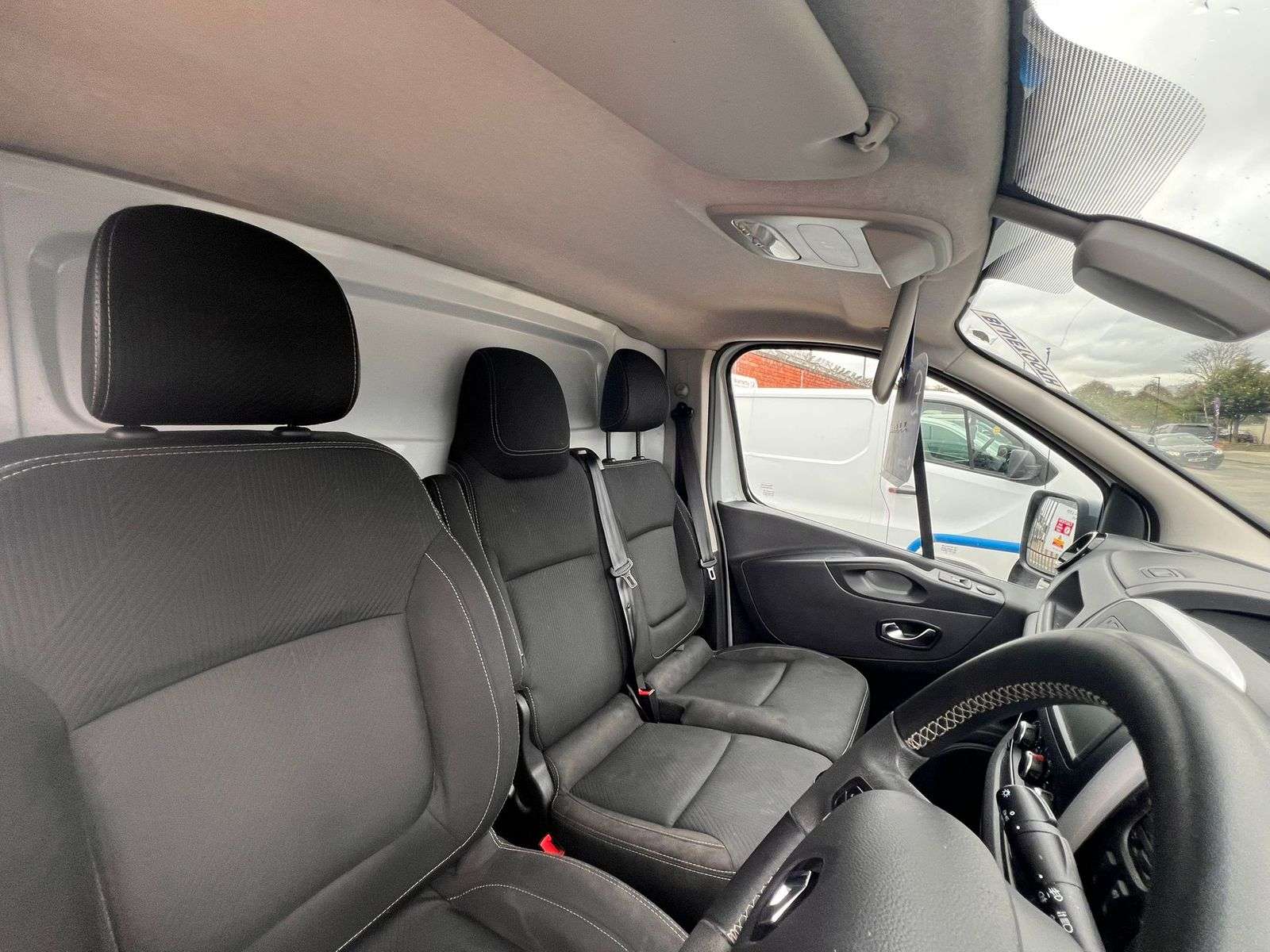 2021 RENAULT TRAFIC 2021 RENAULT TRAFIC