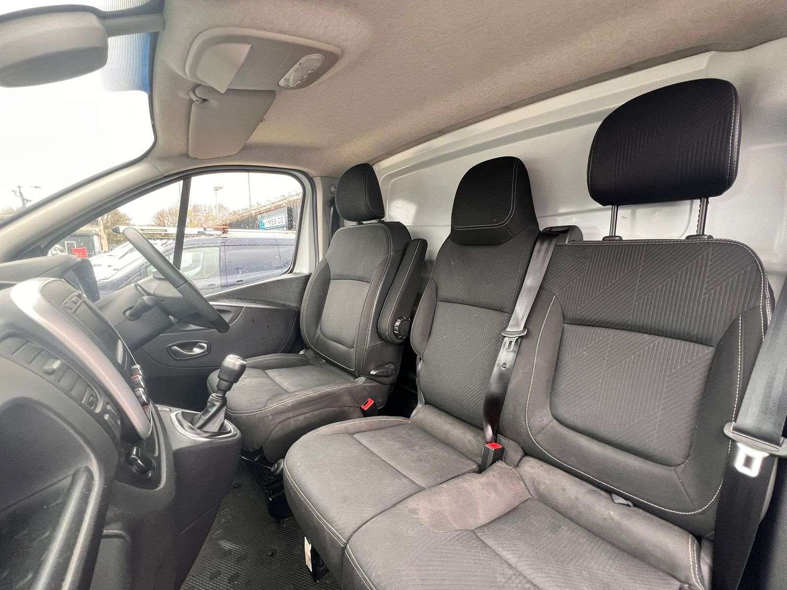 2021 RENAULT TRAFIC 2021 RENAULT TRAFIC