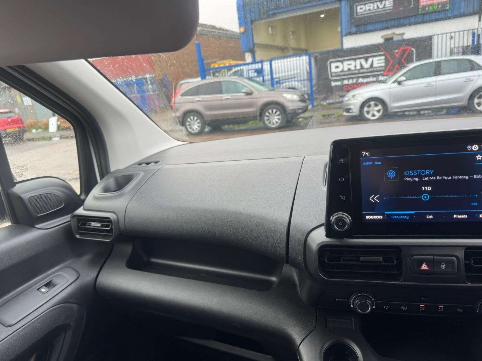 2021 PEUGEOT PARTNER 2021 PEUGEOT PARTNER