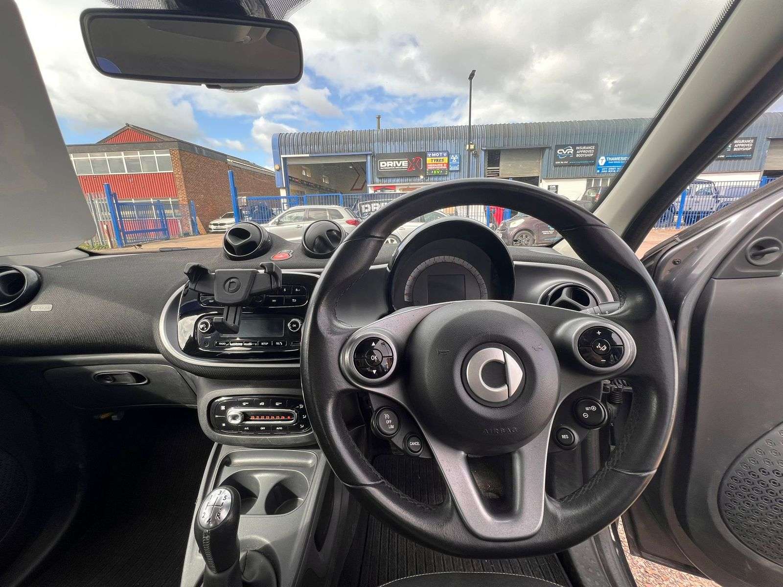 2018 SMART FORFOUR 2018 SMART FORFOUR