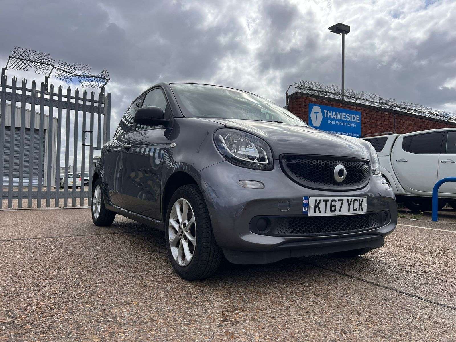 2018 SMART FORFOUR 2018 SMART FORFOUR