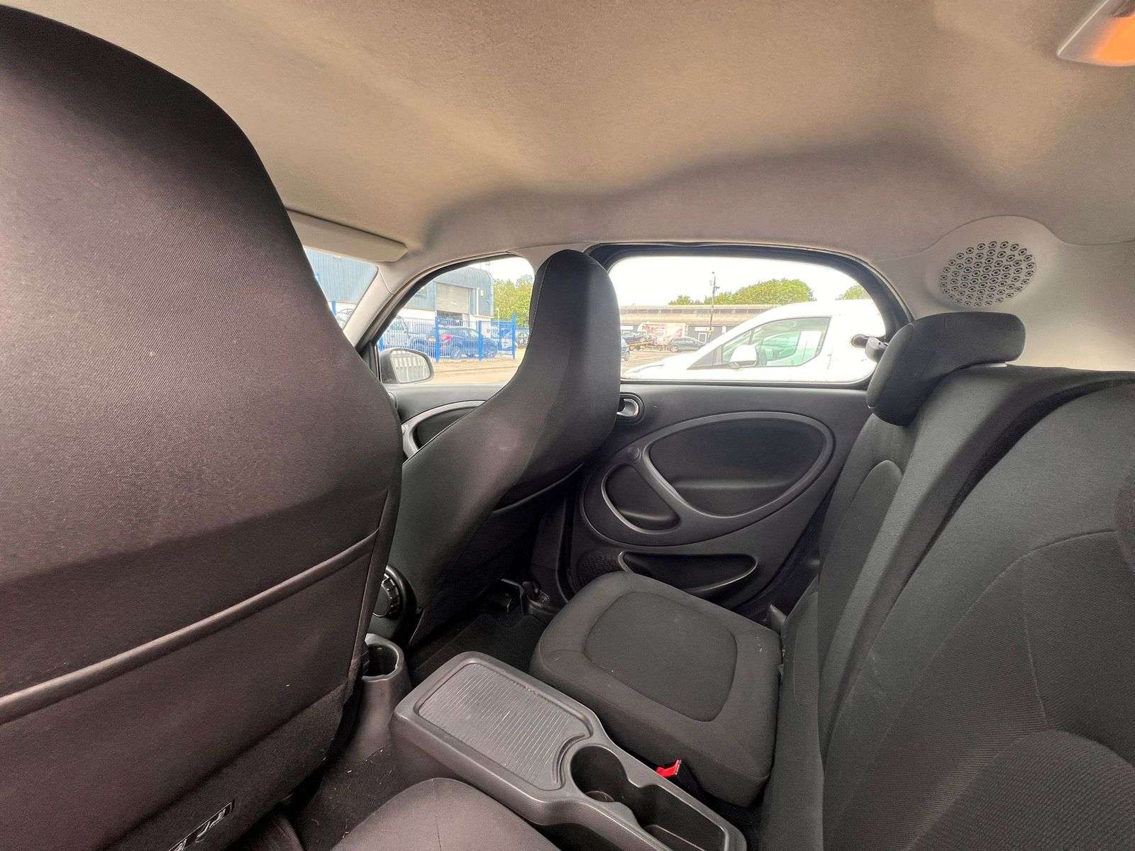 2018 SMART FORFOUR 2018 SMART FORFOUR