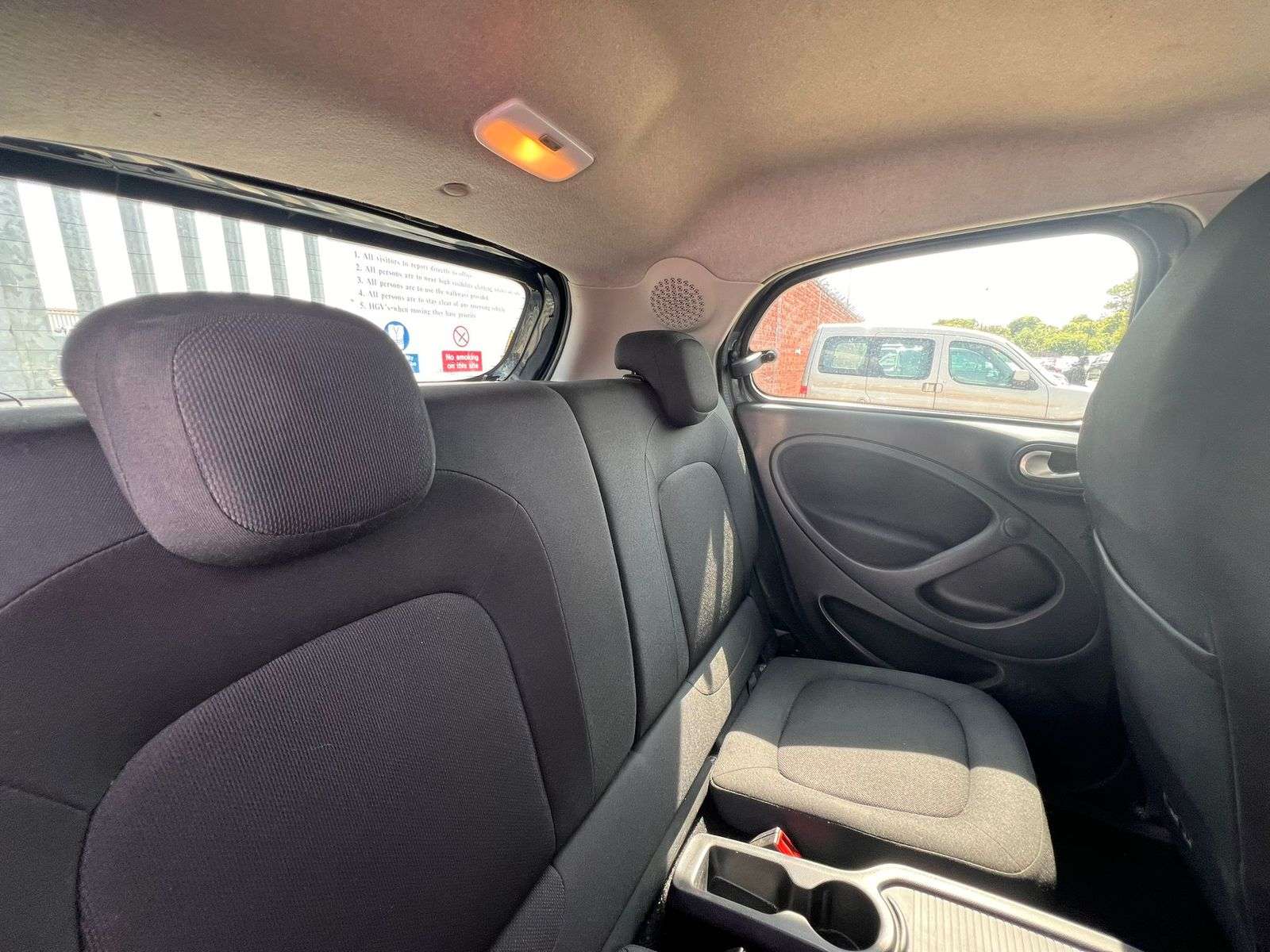 2018 SMART FORFOUR 2018 SMART FORFOUR