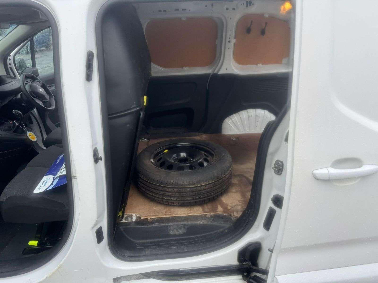 2021 PEUGEOT PARTNER 2021 PEUGEOT PARTNER