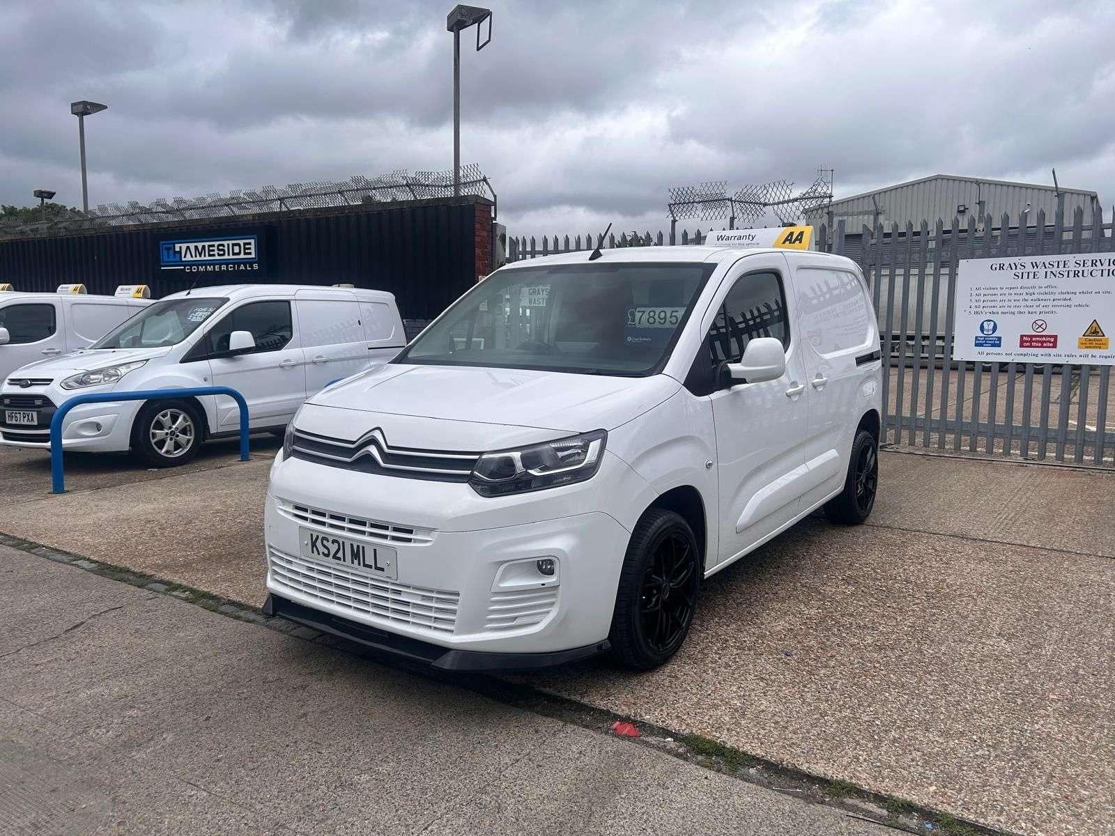 A 2021 CITROEN BERLINGO 1.5 BlueHDi 1000 Enterprise M Panel Van 5dr Diesel Manual SWB Euro 6 (s/s) (100 ps) A 2021 CITROEN BERLINGO 1.5 BlueHDi 1000 Enterprise M Panel Van 5dr Diesel Manual SWB Euro 6 (s/s) (100 ps)