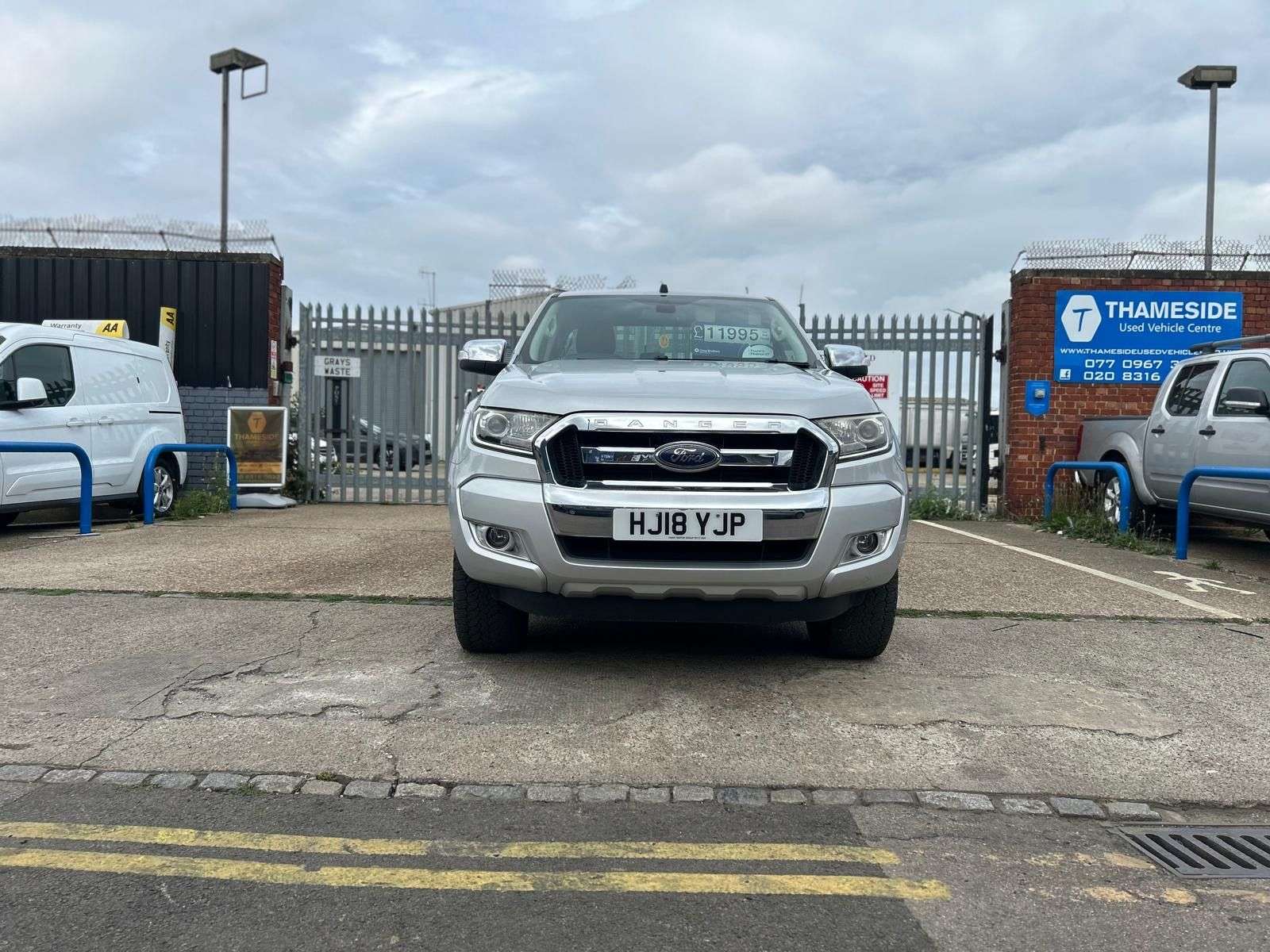 A 2018 FORD RANGER 3.2 TDCi Limited 1 Pickup Double Cab 4dr Diesel Manual 4WD Euro 5 (s/s) (200 ps) A 2018 FORD RANGER 3.2 TDCi Limited 1 Pickup Double Cab 4dr Diesel Manual 4WD Euro 5 (s/s) (200 ps)