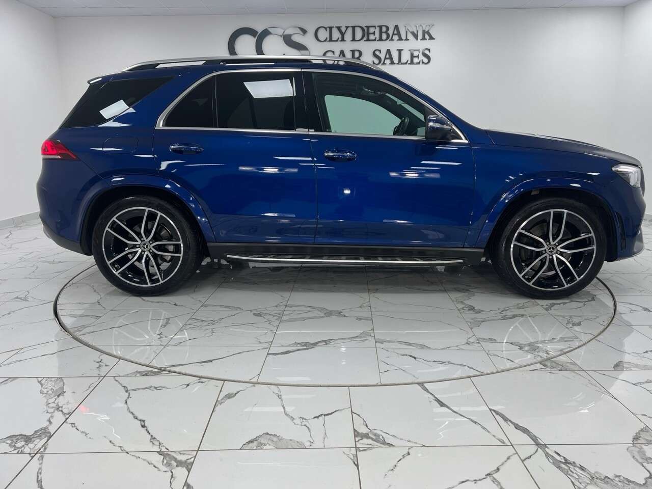 A 2021 MERCEDES-BENZ GLE-CLASS 2.9 GLE 400 D 4MATIC AMG LINE PREMIUM PLUS 5d 326 BHP Full Service History, A 2021 MERCEDES-BENZ GLE-CLASS 2.9 GLE 400 D 4MATIC AMG LINE PREMIUM PLUS 5d 326 BHP Full Service History,