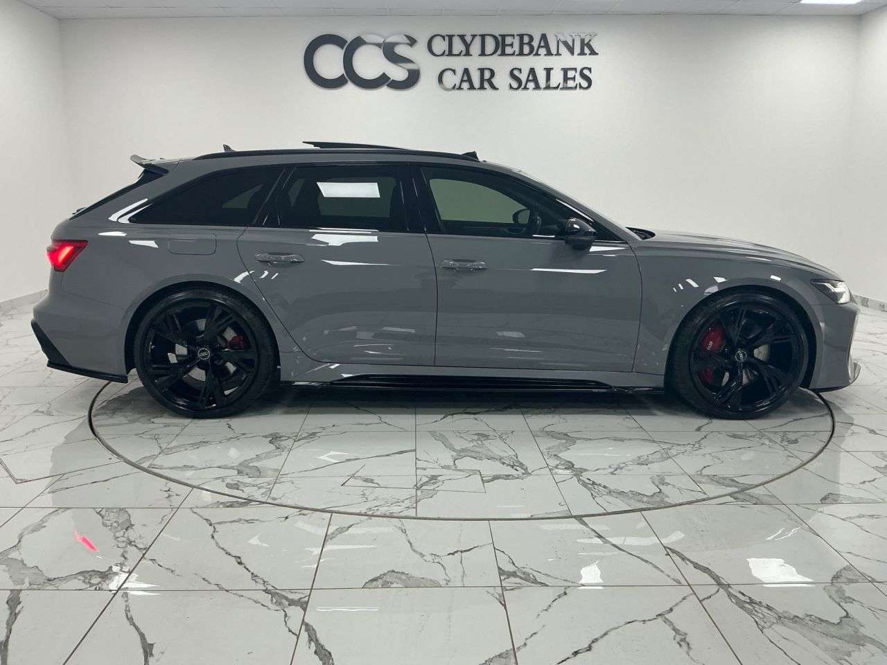 A 2020 AUDI RS6 AVANT 4.0 RS 6 AVANT TFSI QUATTRO LAUNCH EDITION MHEV 5d 592 BHP Nardo Grey, Pano A 2020 AUDI RS6 AVANT 4.0 RS 6 AVANT TFSI QUATTRO LAUNCH EDITION MHEV 5d 592 BHP Nardo Grey, Pano