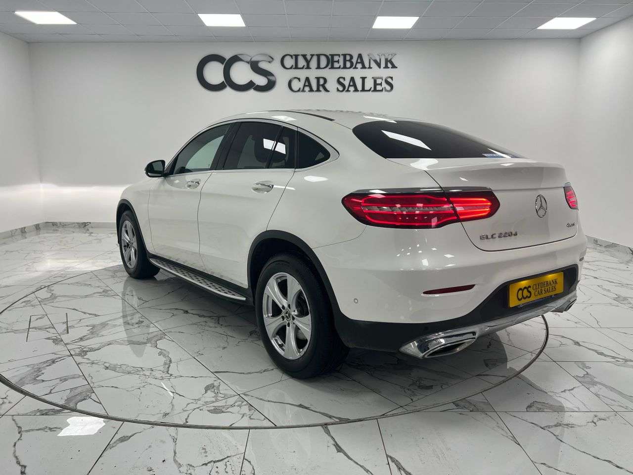 null MERCEDES-BENZ GLC null MERCEDES-BENZ GLC