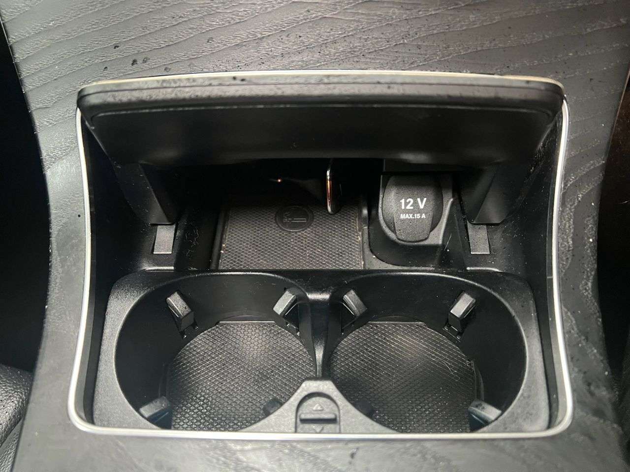 null MERCEDES-BENZ GLC null MERCEDES-BENZ GLC