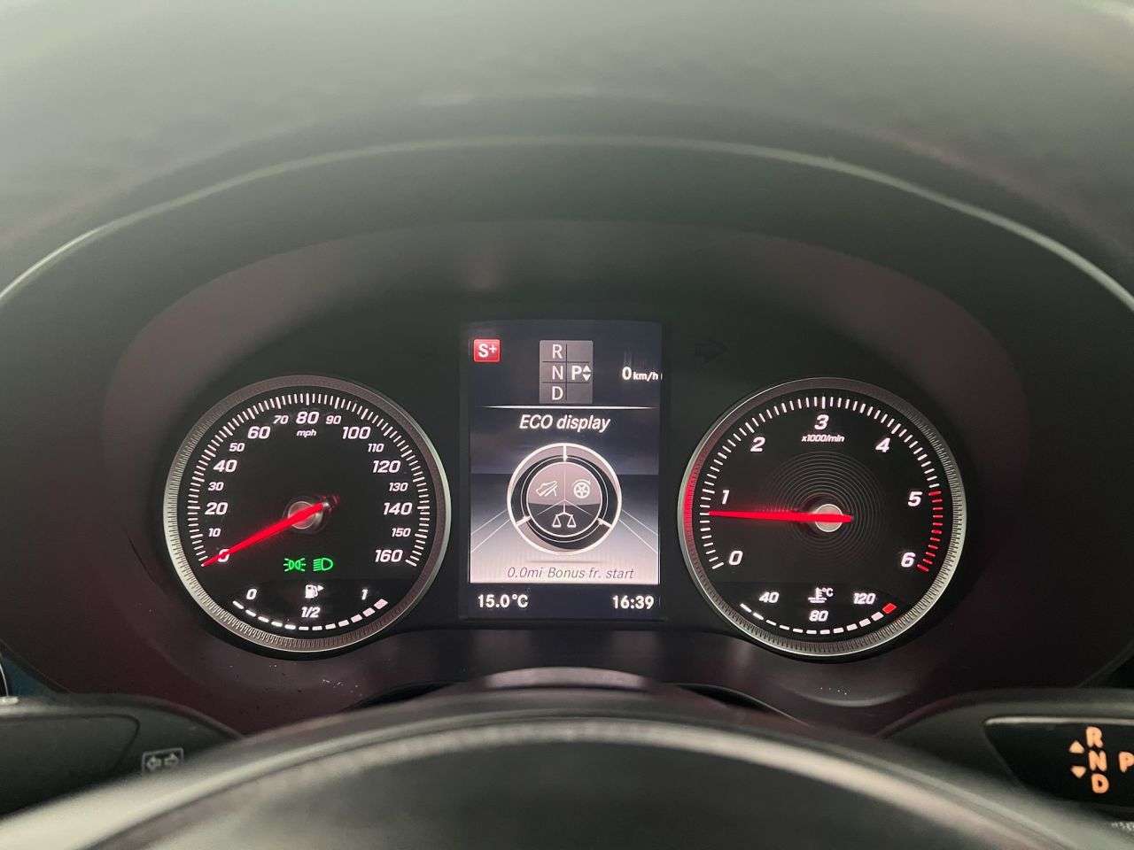 null MERCEDES-BENZ GLC null MERCEDES-BENZ GLC