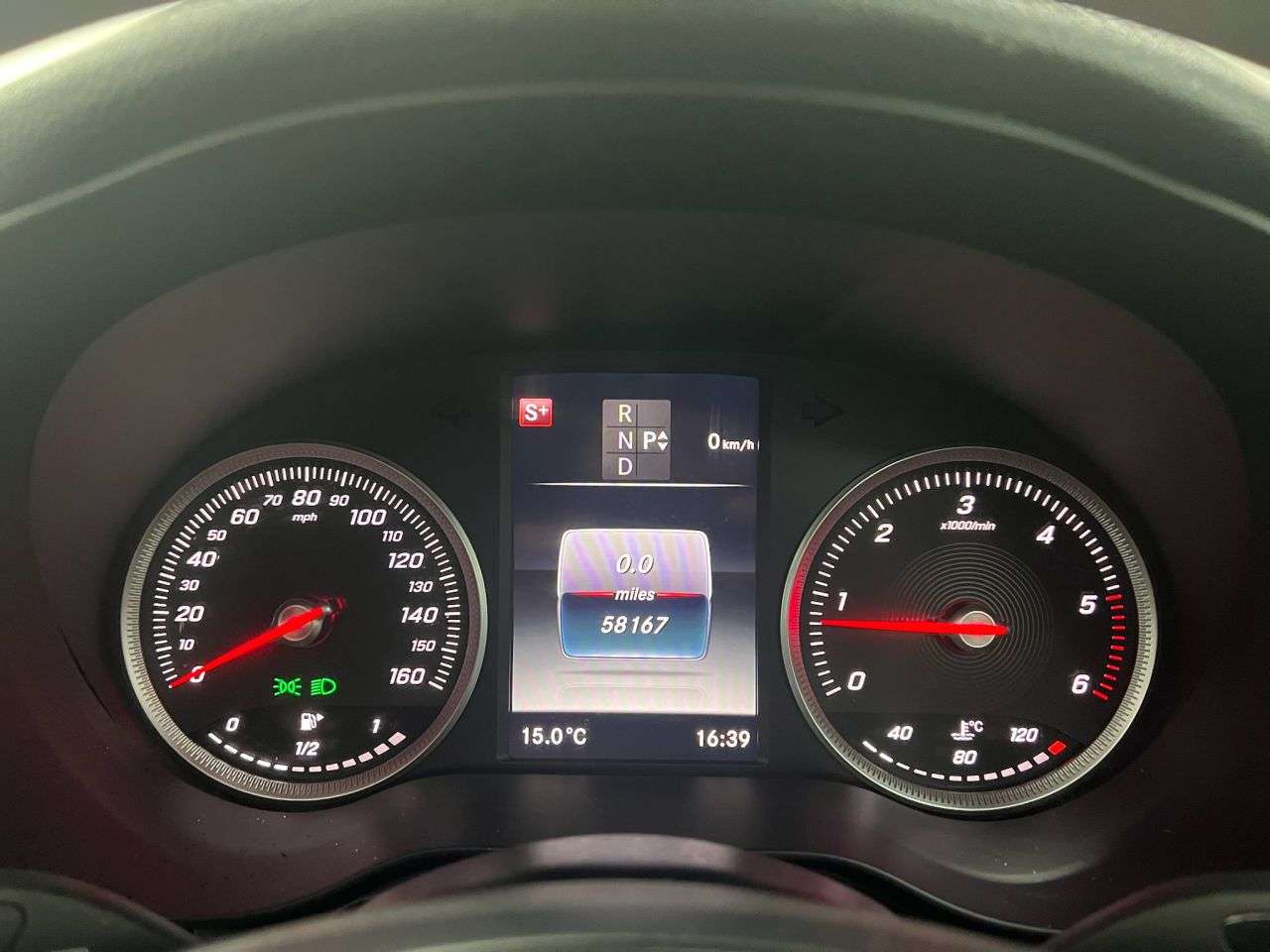 null MERCEDES-BENZ GLC null MERCEDES-BENZ GLC