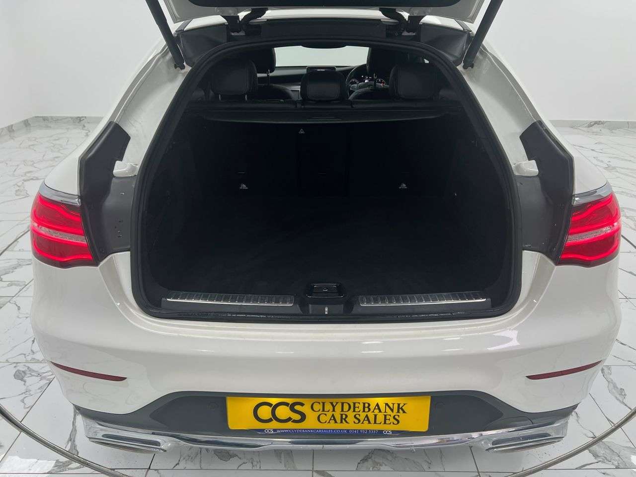 null MERCEDES-BENZ GLC null MERCEDES-BENZ GLC