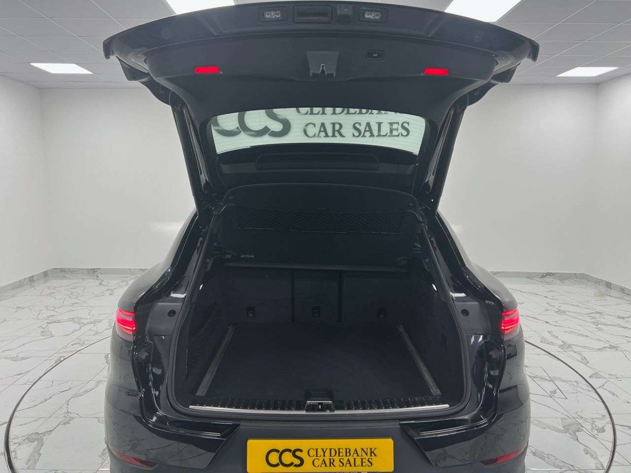 2019 PORSCHE CAYENNE 2019 PORSCHE CAYENNE