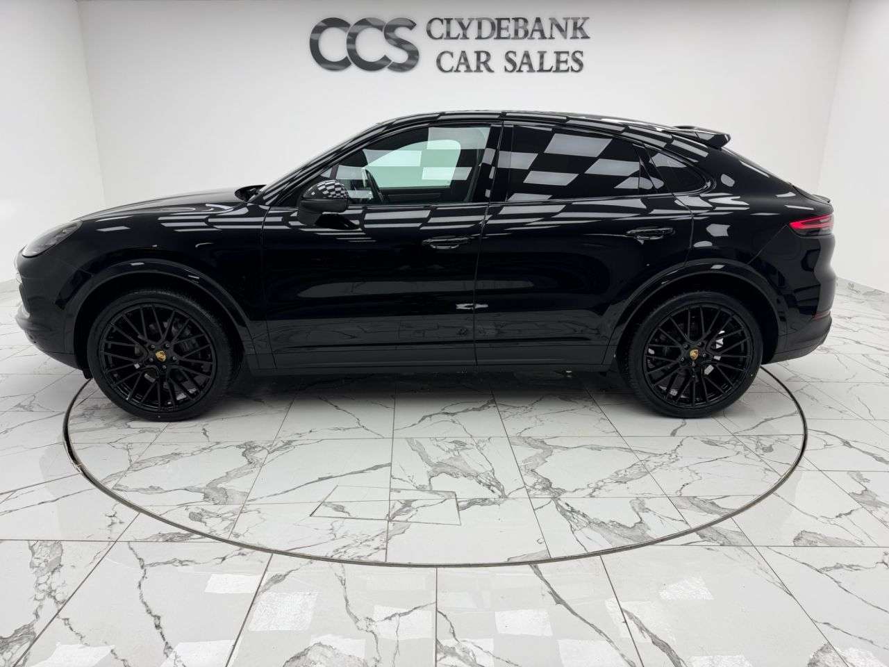 2019 PORSCHE CAYENNE 2019 PORSCHE CAYENNE