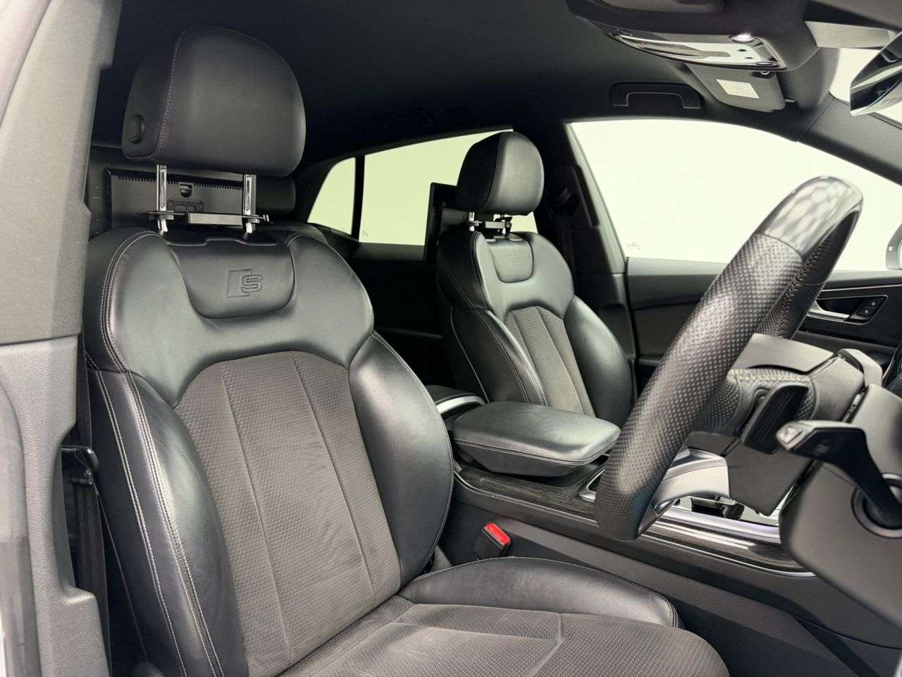 2018 AUDI Q8 2018 AUDI Q8