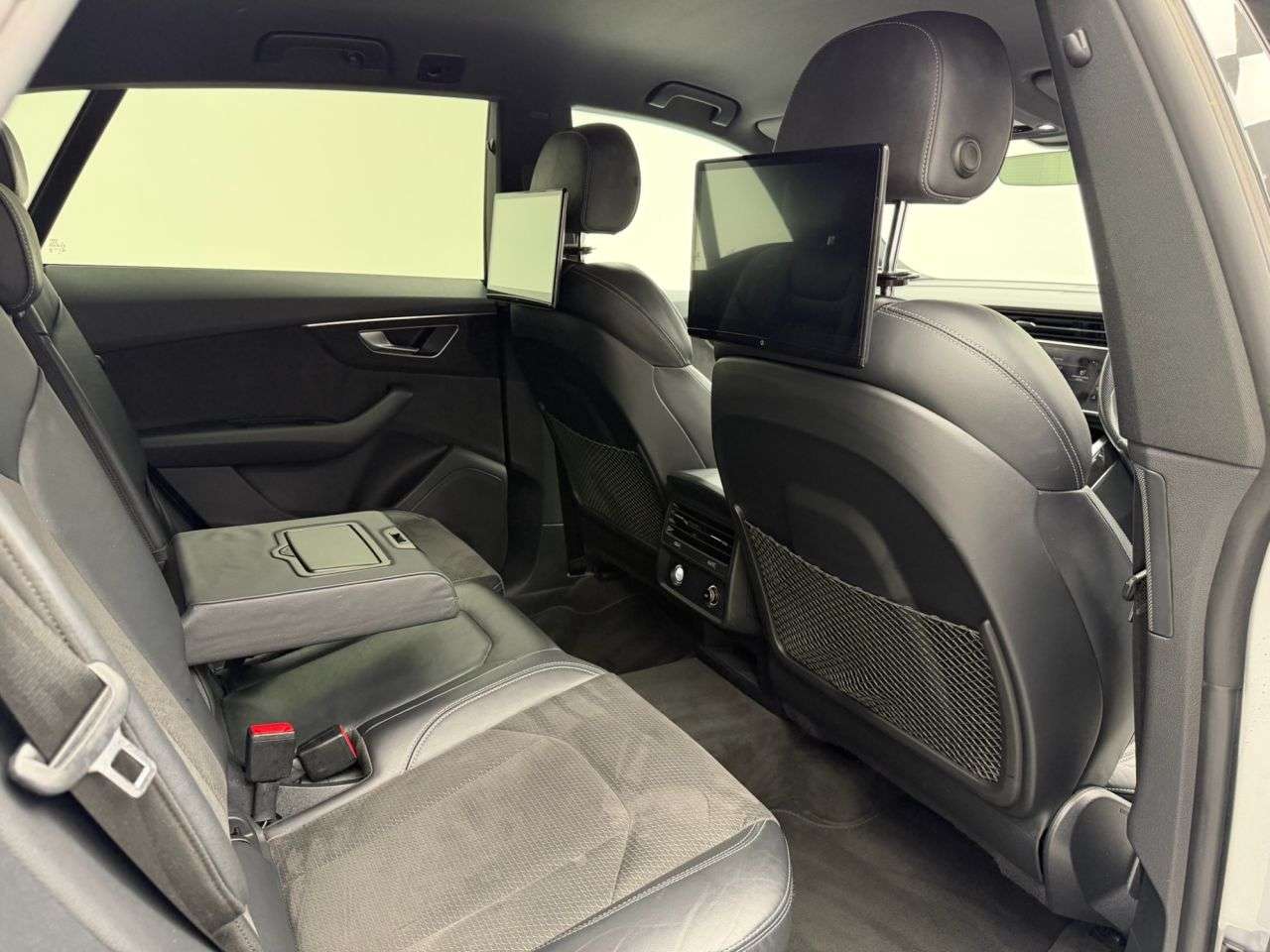 2018 AUDI Q8 2018 AUDI Q8