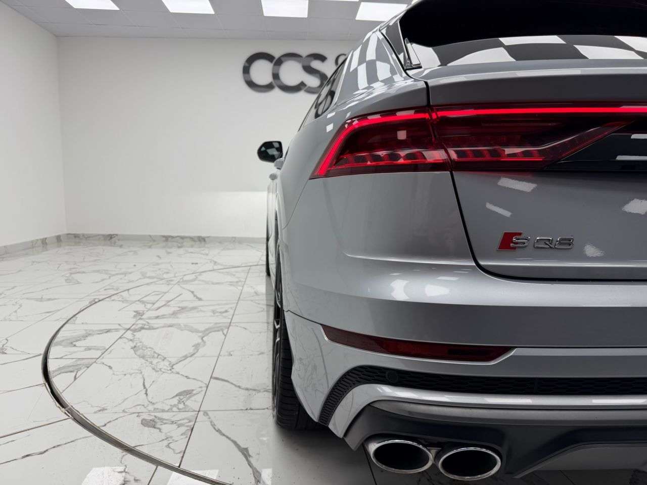 2018 AUDI Q8 2018 AUDI Q8