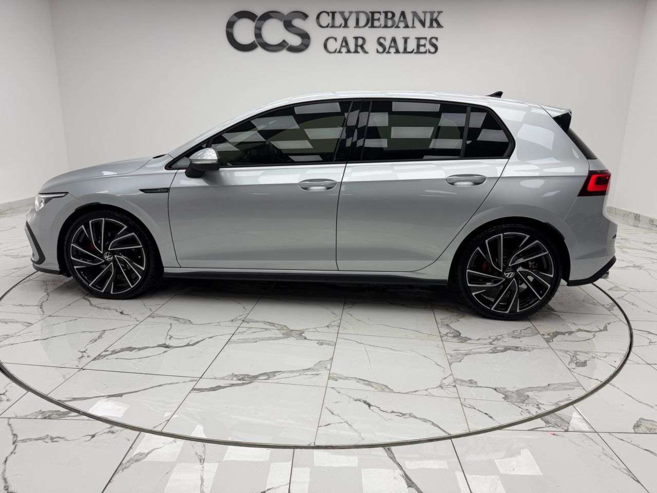 2024 VOLKSWAGEN GOLF 2024 VOLKSWAGEN GOLF