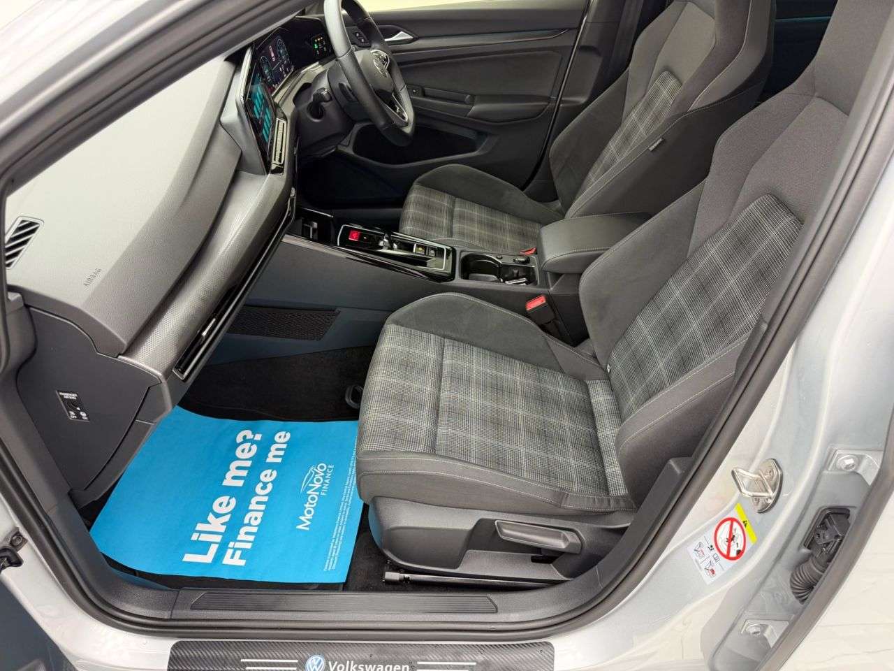 2024 VOLKSWAGEN GOLF 2024 VOLKSWAGEN GOLF