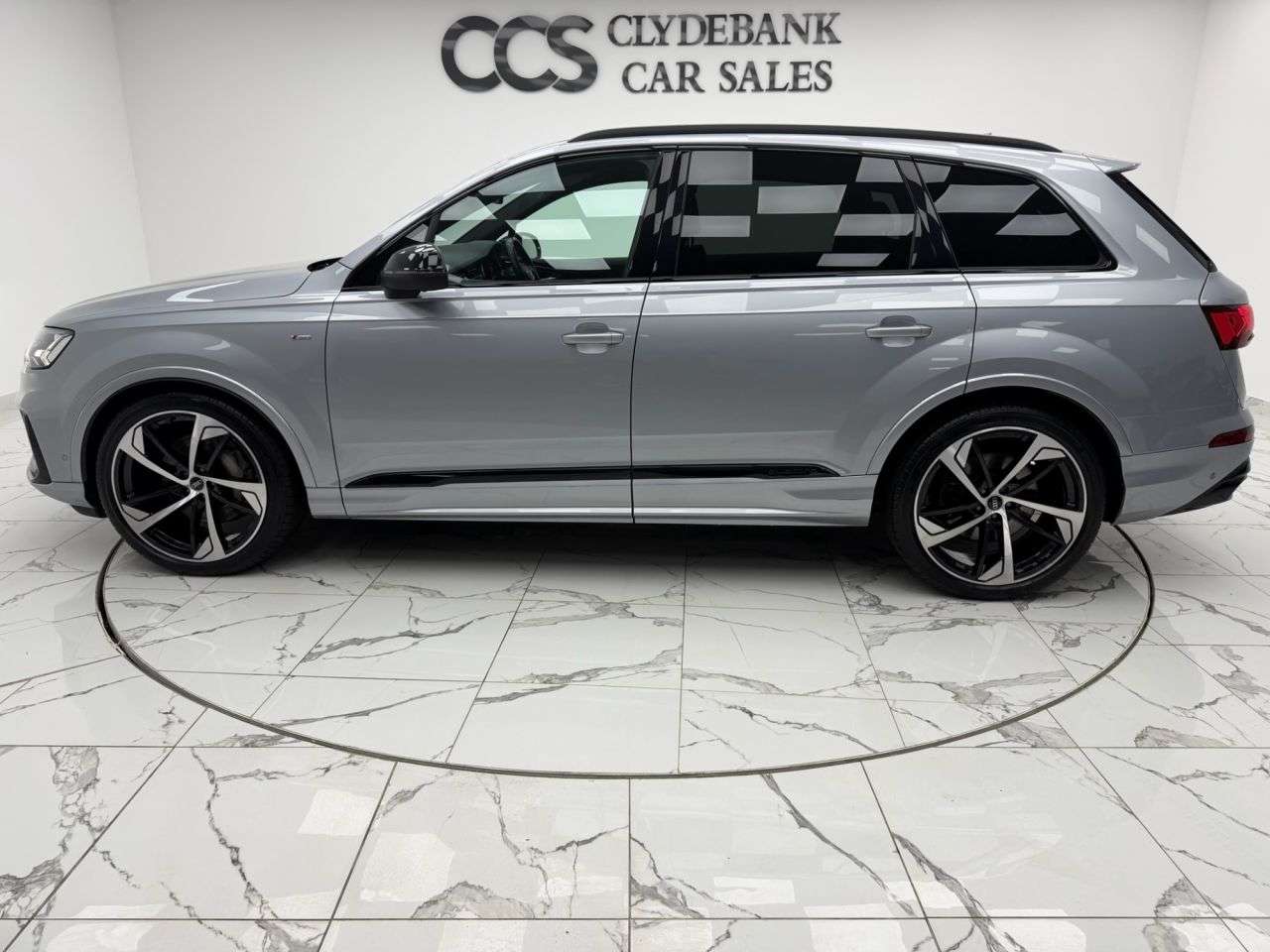 2021 AUDI Q7 2021 AUDI Q7