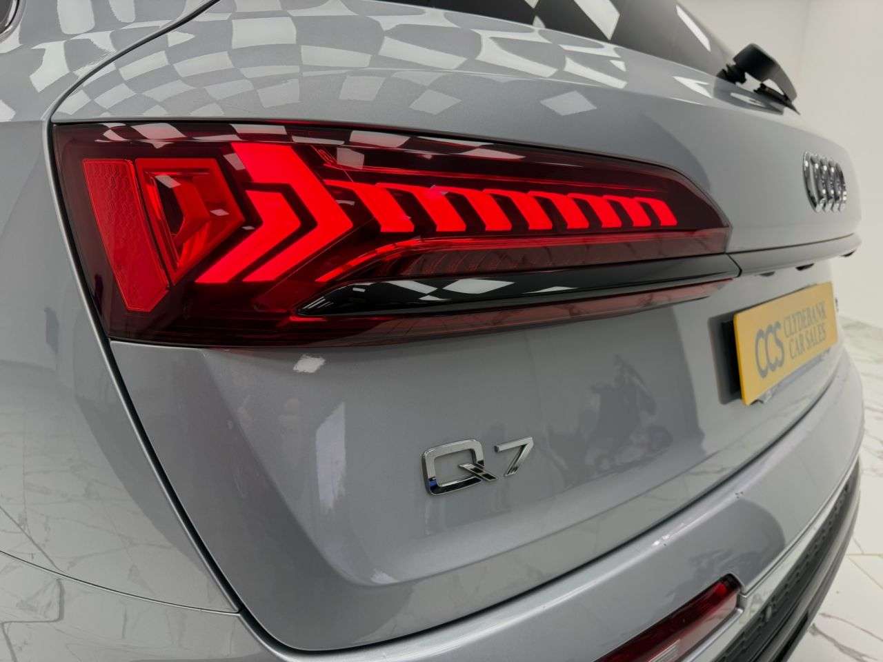 2021 AUDI Q7 2021 AUDI Q7