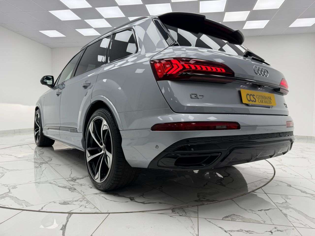 2021 AUDI Q7 2021 AUDI Q7