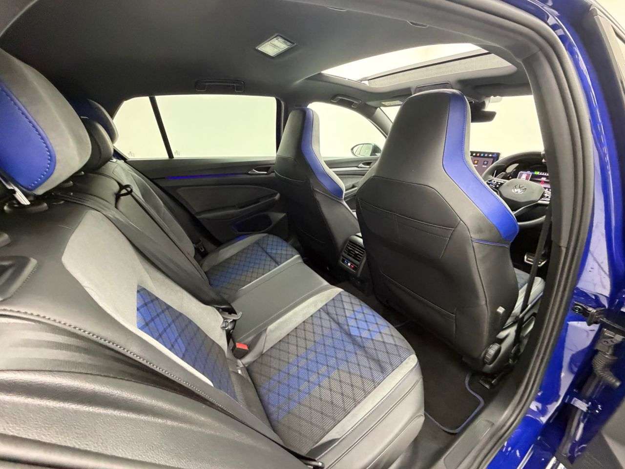 2025 VOLKSWAGEN GOLF 2025 VOLKSWAGEN GOLF