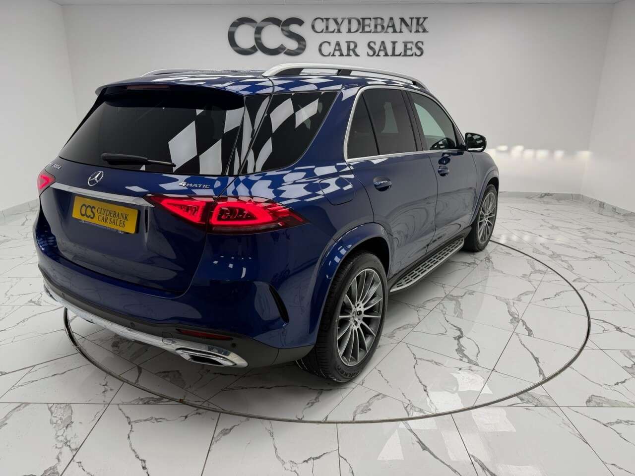 A 2021 MERCEDES-BENZ GLE 2.0 GLE300d AMG Line (Premium) SUV 5dr Diesel G-Tronic 4MATIC Euro 6 (s/s) A 2021 MERCEDES-BENZ GLE 2.0 GLE300d AMG Line (Premium) SUV 5dr Diesel G-Tronic 4MATIC Euro 6 (s/s)